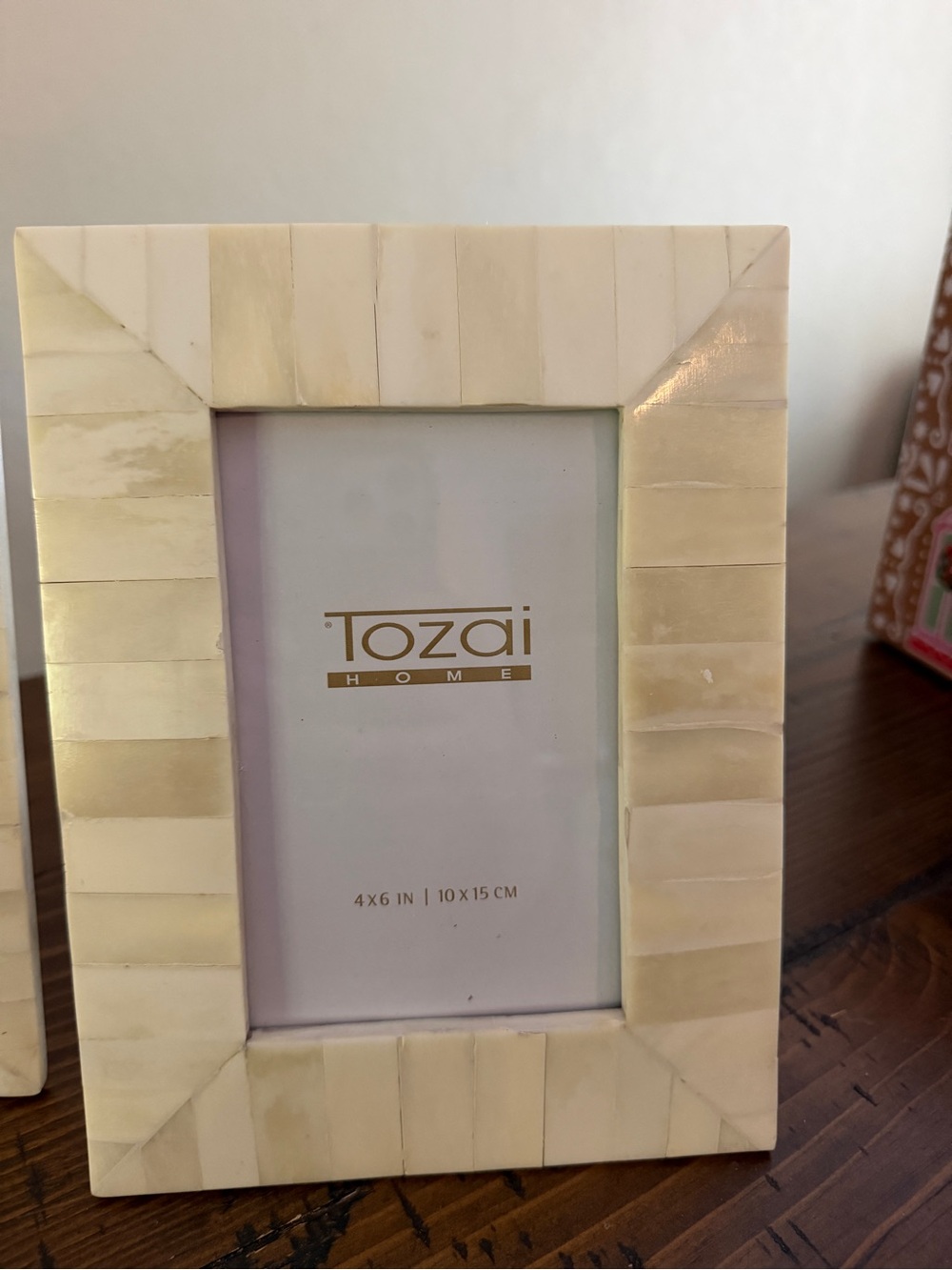 Tozai Ivory Bone Picture Frame Set - Picture 3 of 3